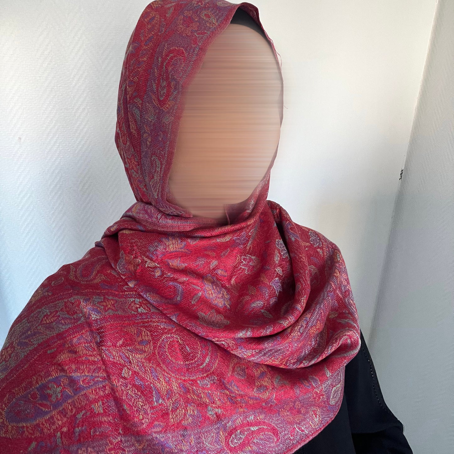 SCARLET PASHMINA
